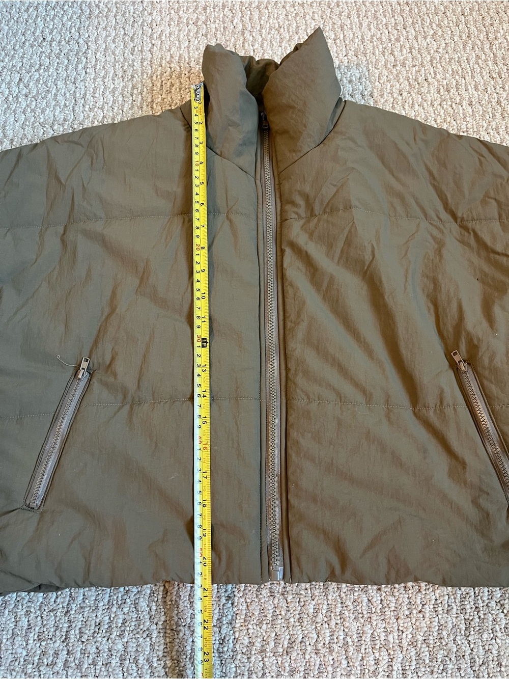 LELIS Collection Taupe Cropped Puffer Jacket Medium Neutral Zip Quilted Coat - Picture 7 of 9